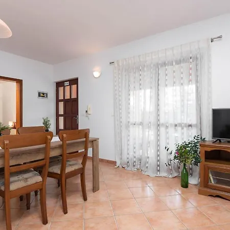 Saladinka 1 Holiday home