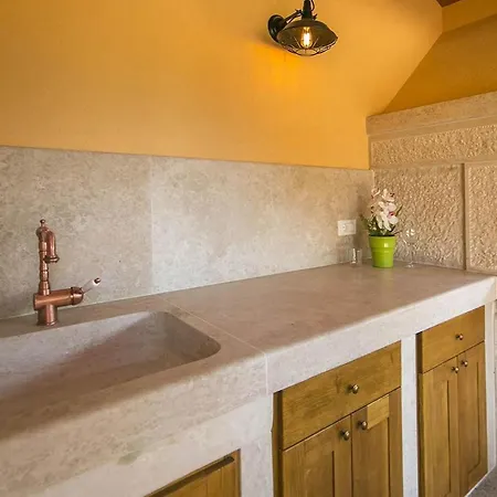 Saladinka 1 Tatil Evi