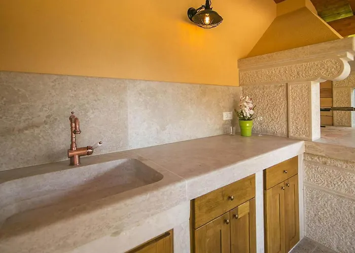 Saladinka 1 Ferienhaus